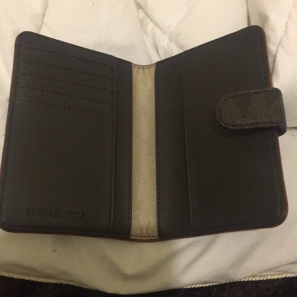 MK wallet - Picture 4 of 5